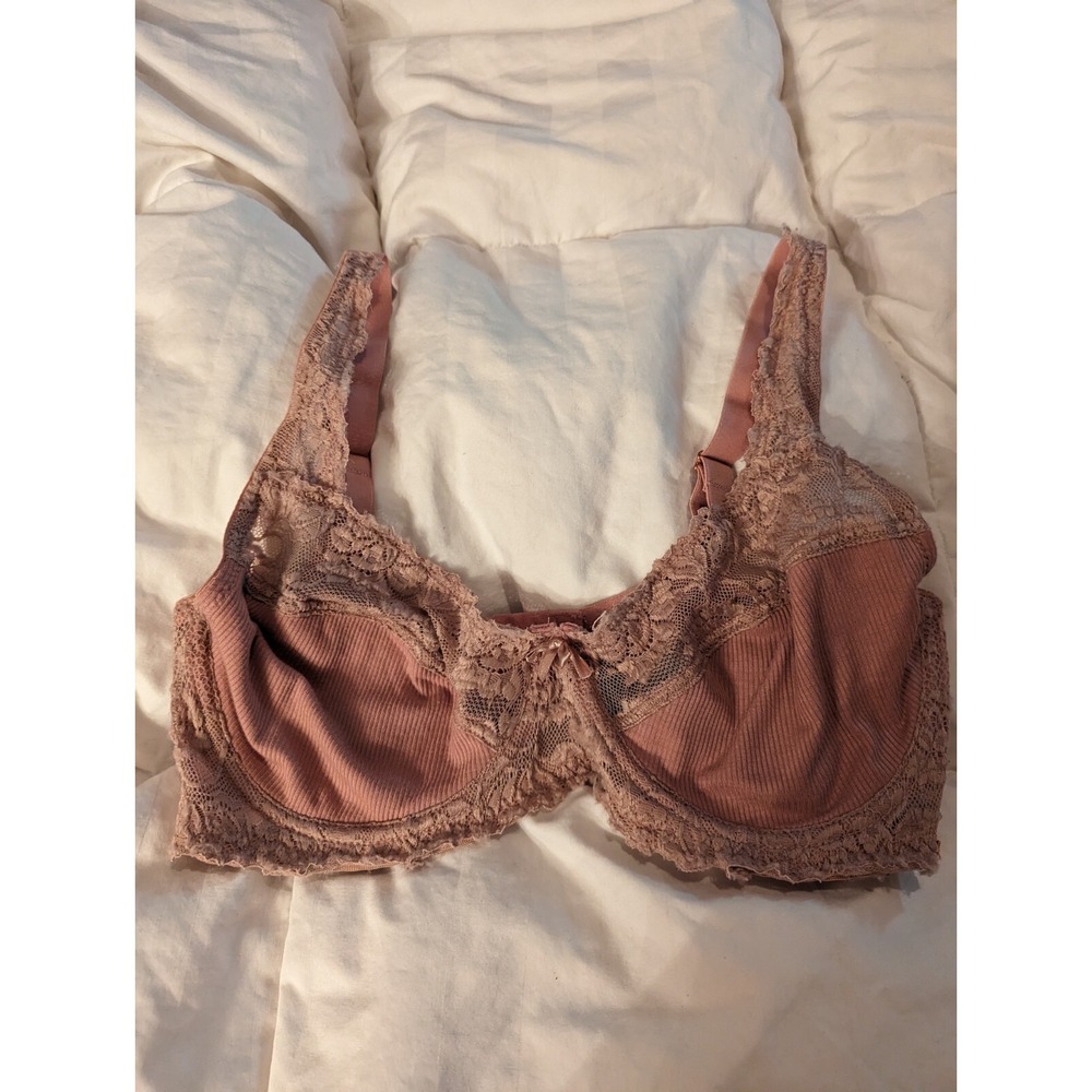 Rachel Roy mauve pink no padding wired lace accent 38DD‎ bra